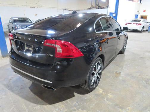2018 Volvo S60 Inscription T5