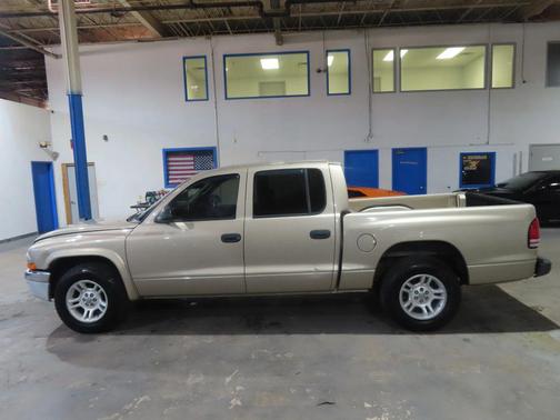 2004 Dodge Dakota SLT Quad Cab
