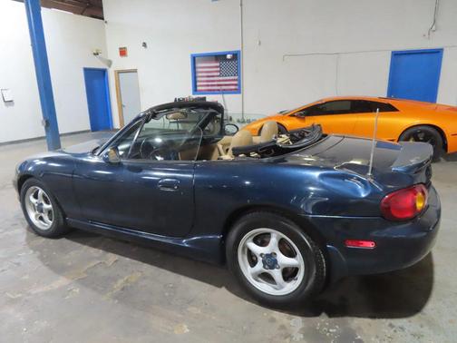 1999 Mazda MX-5 Miata 10th Anniversary Convertible 2D