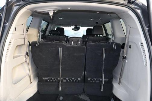 2023 Chrysler Pacifica Touring-L
