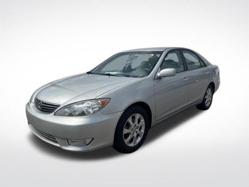 2005 Toyota Camry XLE