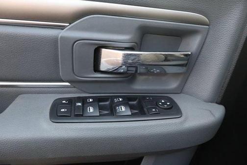 2020 RAM 1500 Classic SLT