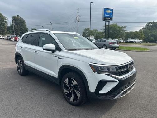 2024 Volkswagen Taos 1.5T SE