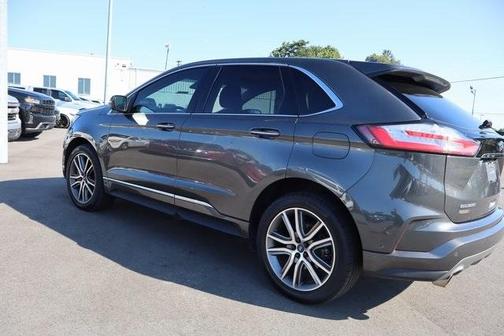 2019 Ford Edge Titanium