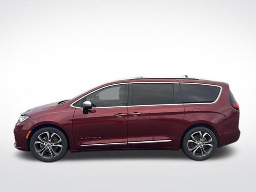 2023 Chrysler Pacifica Pinnacle