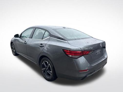 Gun Metallic 2024 Nissan Sentra SV