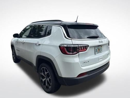 Bright White Clearcoat 2025 Jeep Compass Limited