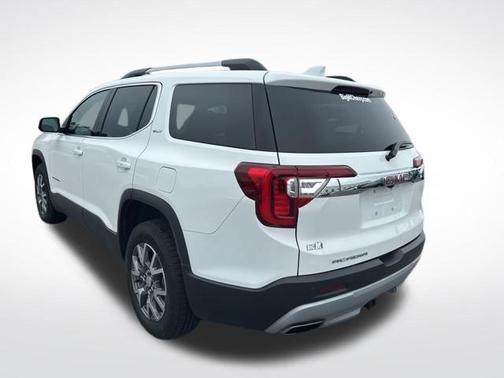 Summit White 2023 GMC Acadia SLT