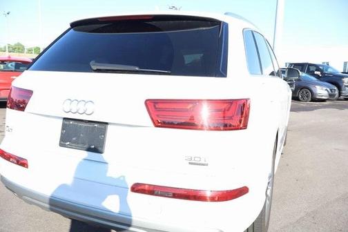 2017 Audi Q7 3.0T Premium Plus