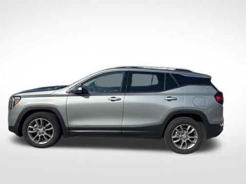 Sterling 2024 GMC Terrain SLT