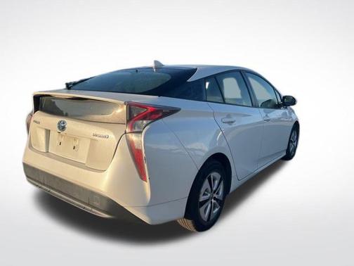 2016 Toyota Prius Four