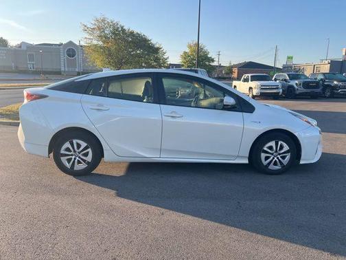 2016 Toyota Prius Four