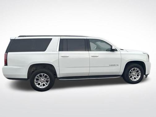 2017 GMC Yukon XL SLT