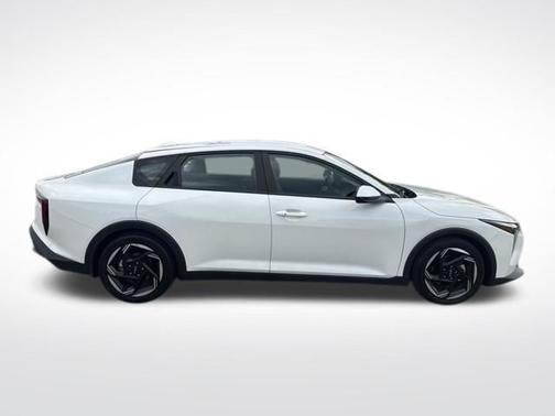 Snow White Pearl 2025 Kia K4 EX