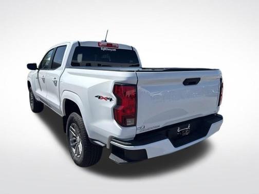Summit White 2024 Chevrolet Colorado LT