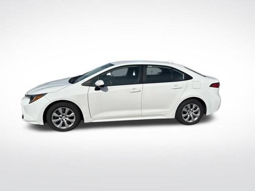 Ice 2024 Toyota Corolla LE
