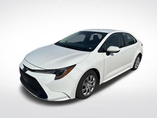 Ice 2024 Toyota Corolla LE
