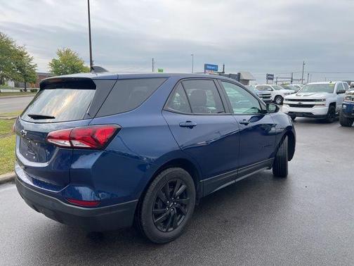 2023 Chevrolet Equinox LS