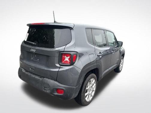 Graphite Gray 2023 Jeep Renegade Latitude