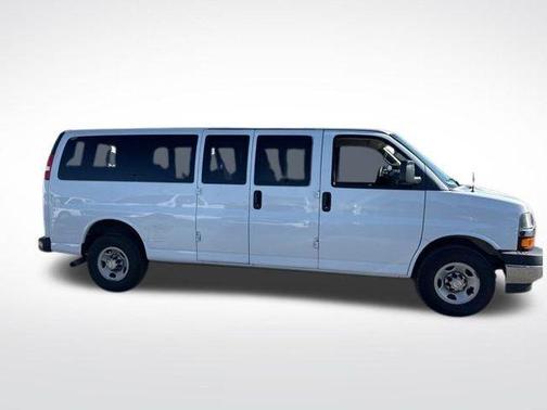 2018 Chevrolet Express 3500 LT