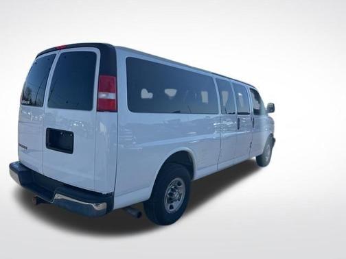2018 Chevrolet Express 3500 LT