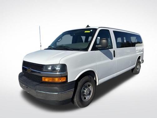 2018 Chevrolet Express 3500 LT