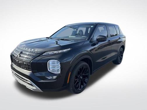 2024 Mitsubishi Outlander SE Black Edition