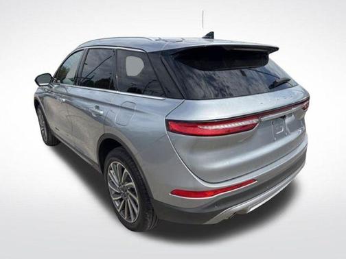 Radiance Metallic 2024 Lincoln Corsair Reserve