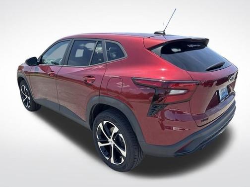 Crimson Metallic 2025 Chevrolet Trax 1RS