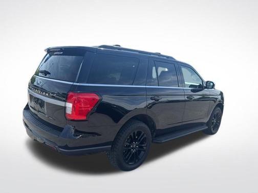 Black Metallic 2024 Ford Expedition XLT