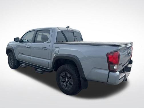 Cement 2021 Toyota Tacoma SR5