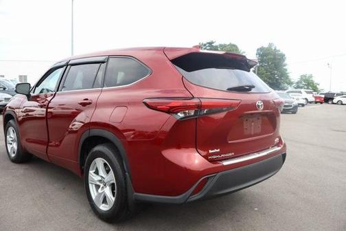 2020 Toyota Highlander LE