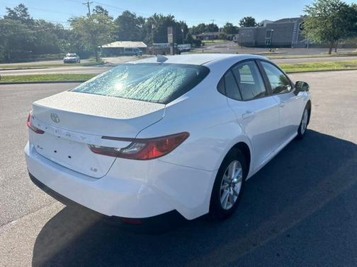 Ice 2025 Toyota Camry LE