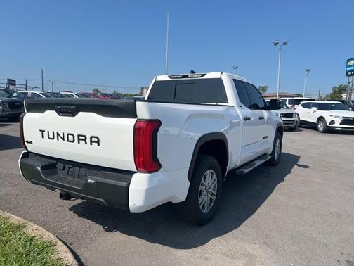 2022 Toyota Tundra SR5
