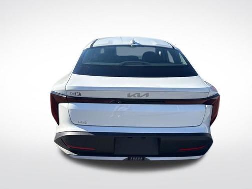Snow White Pearl 2025 Kia K4 LXS