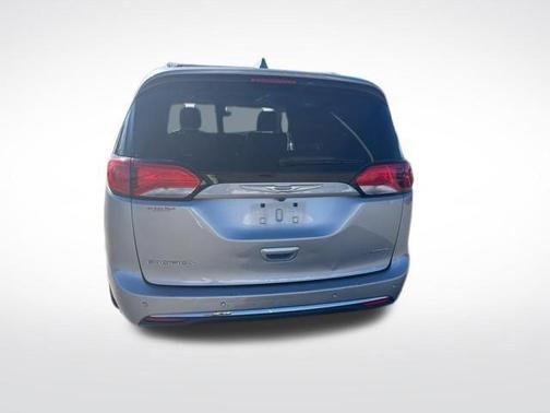 Billet Silver Metallic Clearcoat 2020 Chrysler Pacifica Limited