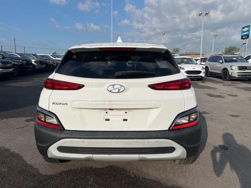 2022 Hyundai KONA SE