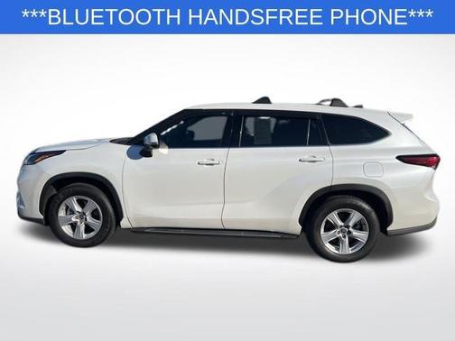 2022 Toyota Highlander L