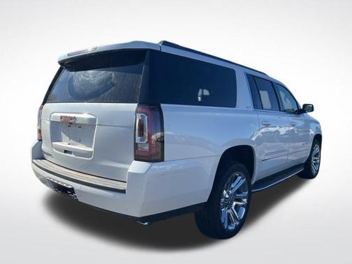 2017 GMC Yukon XL SLT