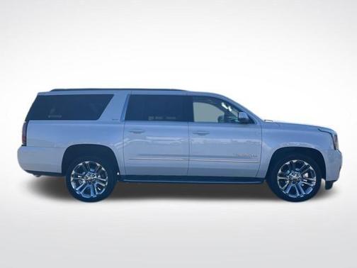 2017 GMC Yukon XL SLT