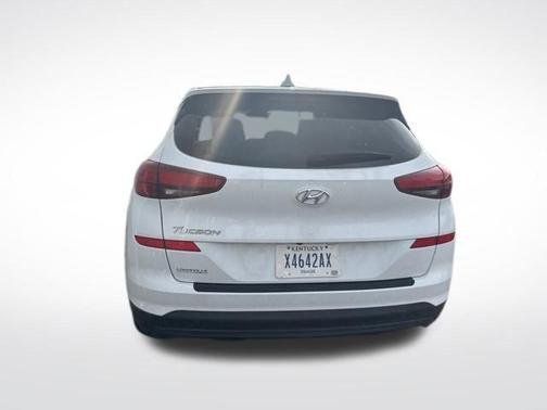 2021 Hyundai TUCSON SE