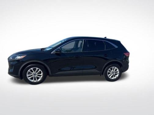 Black 2020 Ford Escape SE