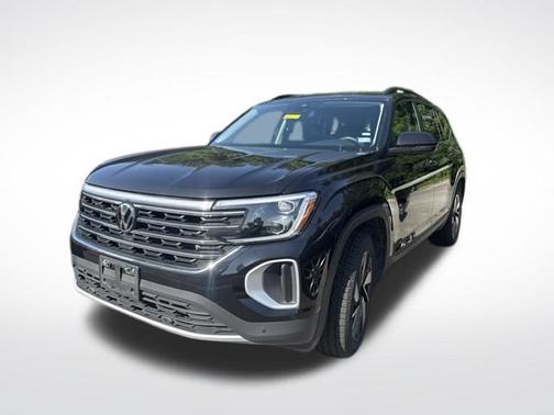 Deep Black Pearl 2025 Volkswagen Atlas 2.0T SE w/Technology