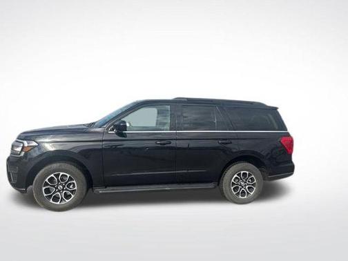Black Metallic 2024 Ford Expedition XLT