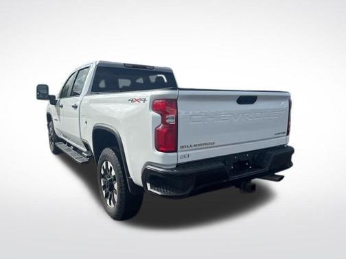 2020 Chevrolet Silverado 2500 Custom
