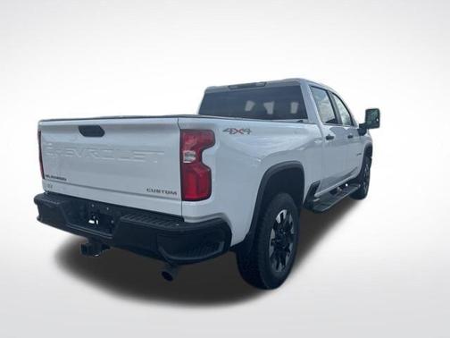 2020 Chevrolet Silverado 2500 Custom