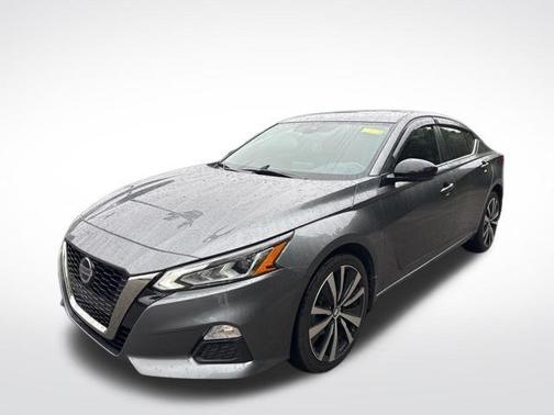 Gun Metallic 2020 Nissan Altima 2.5 SR