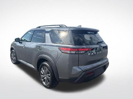 Gun Metallic 2025 Nissan Pathfinder SV