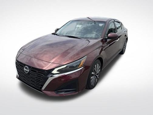 Garnet Pearl Metallic 2023 Nissan Altima 2.5 SV