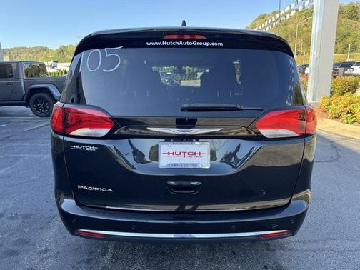 2020 Chrysler Pacifica Touring-L Plus